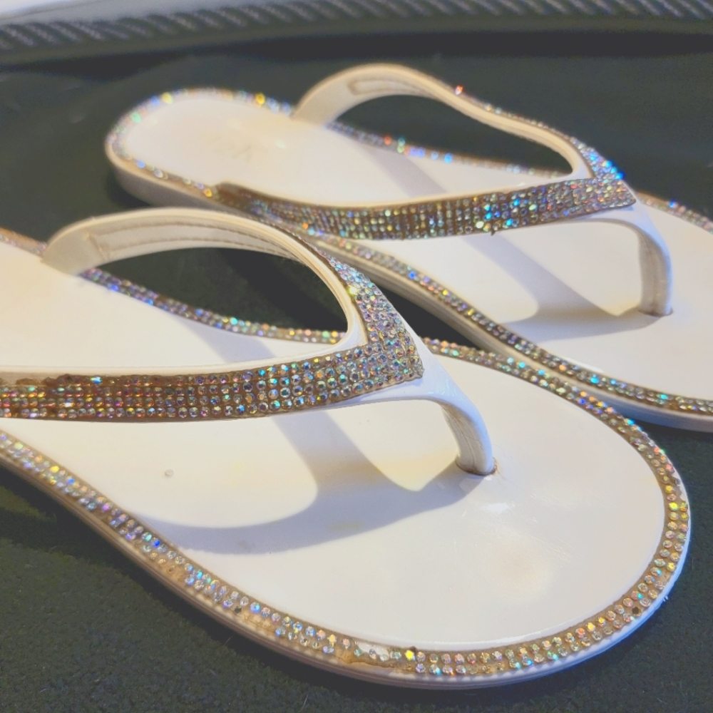 H2K sparkle flip flops Size 7